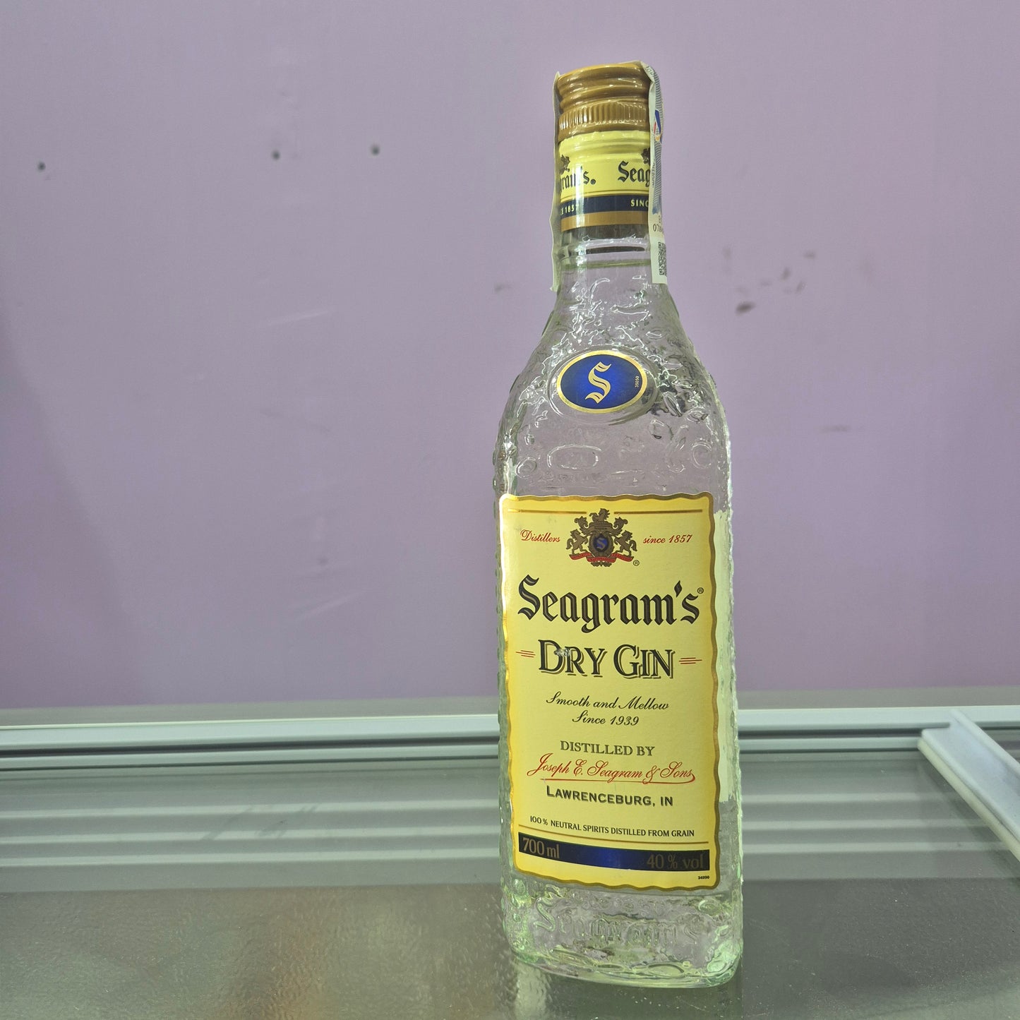 Day Gin 700ml.